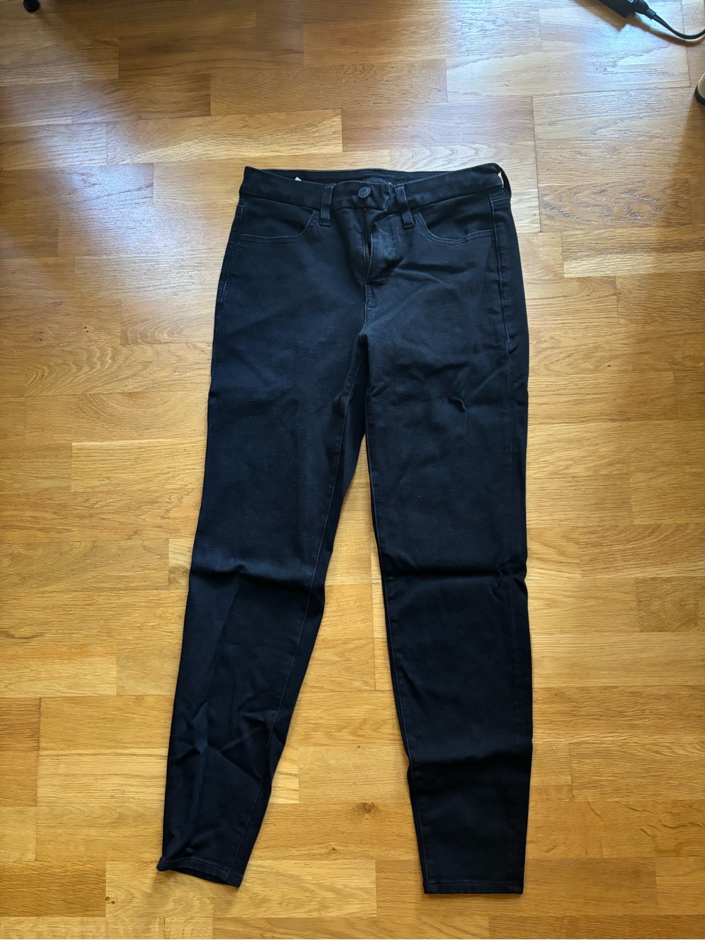 American Eagle Outfitters Curvy Black High-Rise Jeggings